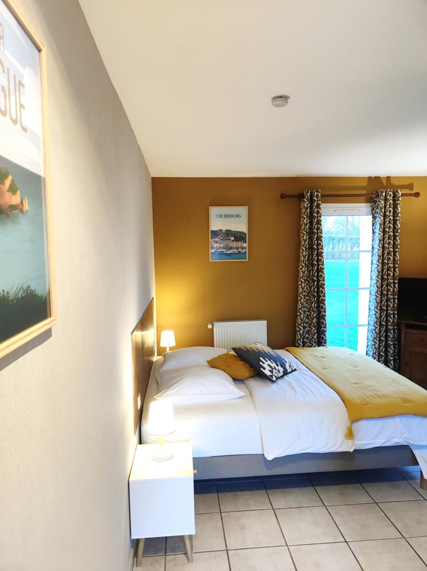 La Minoterie Bed and Breakfast Tessy-sur-Vire Rum bild