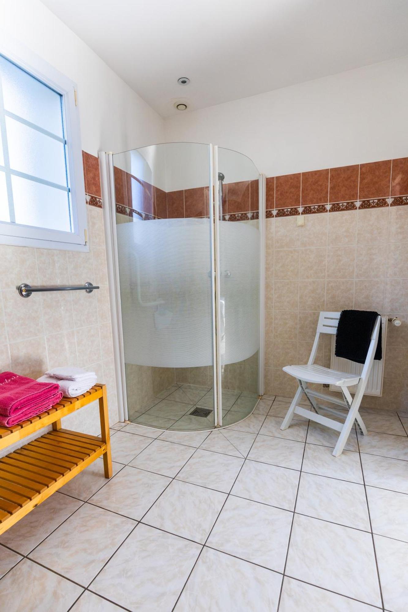 La Minoterie Bed and Breakfast Tessy-sur-Vire Rum bild